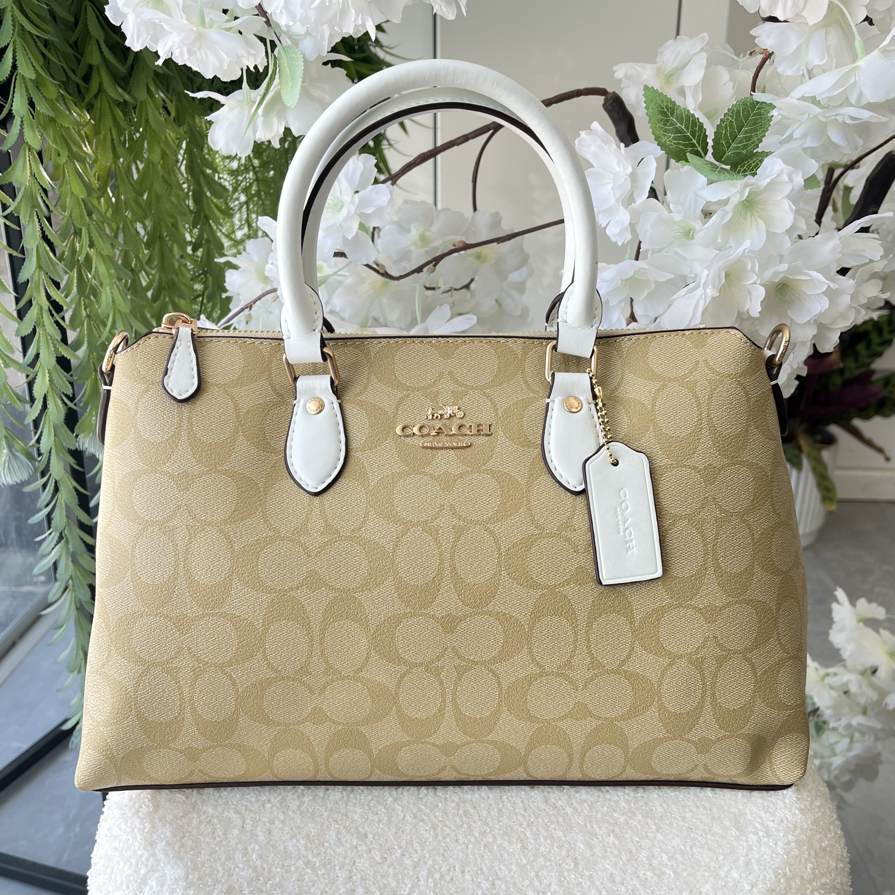 COACH-158